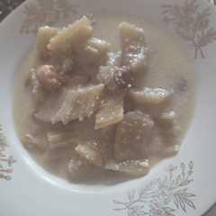 A picture of Cardo con Almendras.