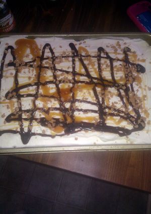 A picture of Heath Bar Cake.
