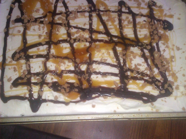 Easy Way Make Heath Bar Cake the  Makes Drooling Makes you drool