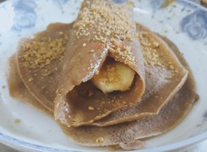 Hình của món Bánh Crepe Chocolate 🥞 làm từ bột mì.