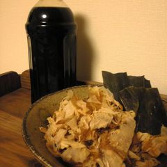A picture of All-Purpose Traditional Japanese Sauce (Dashi Soy Sauce).