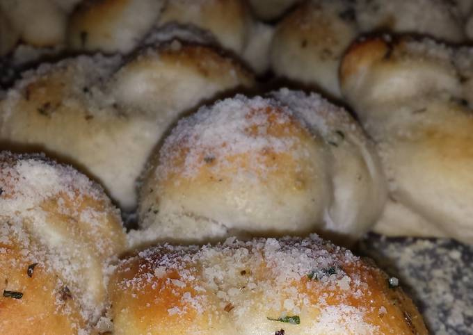 How to Prepare Super Quick Homemade Parmesan garlic knots