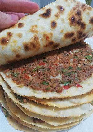 صورة لوصفة صفيحة شامية بعجينة رهيبة وطرية 😋