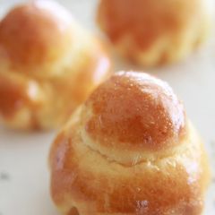 A picture of Fluffy Brioche (3 Types).