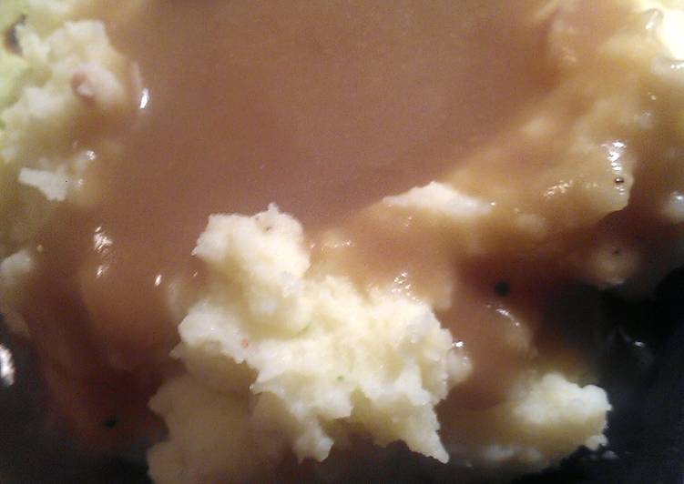 Simple Way to Prepare Favorite 3 Ingredients Gravy