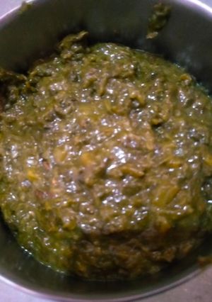 मूंग दाल और पालक (moong dal aur palak recipe in Hindi) रेसिपी मुख्य फोटो