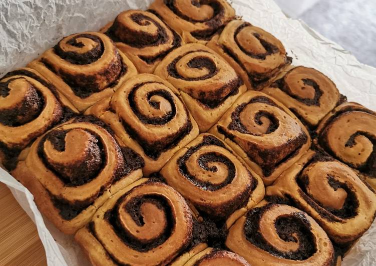 Step-by-Step Guide to Prepare Speedy Cinnamon rolls w/ Banana