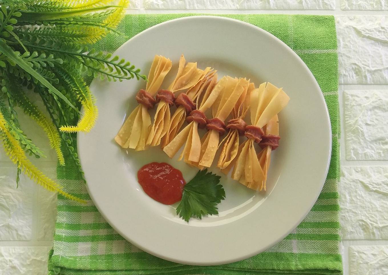 Kipas Sosis Pangsit