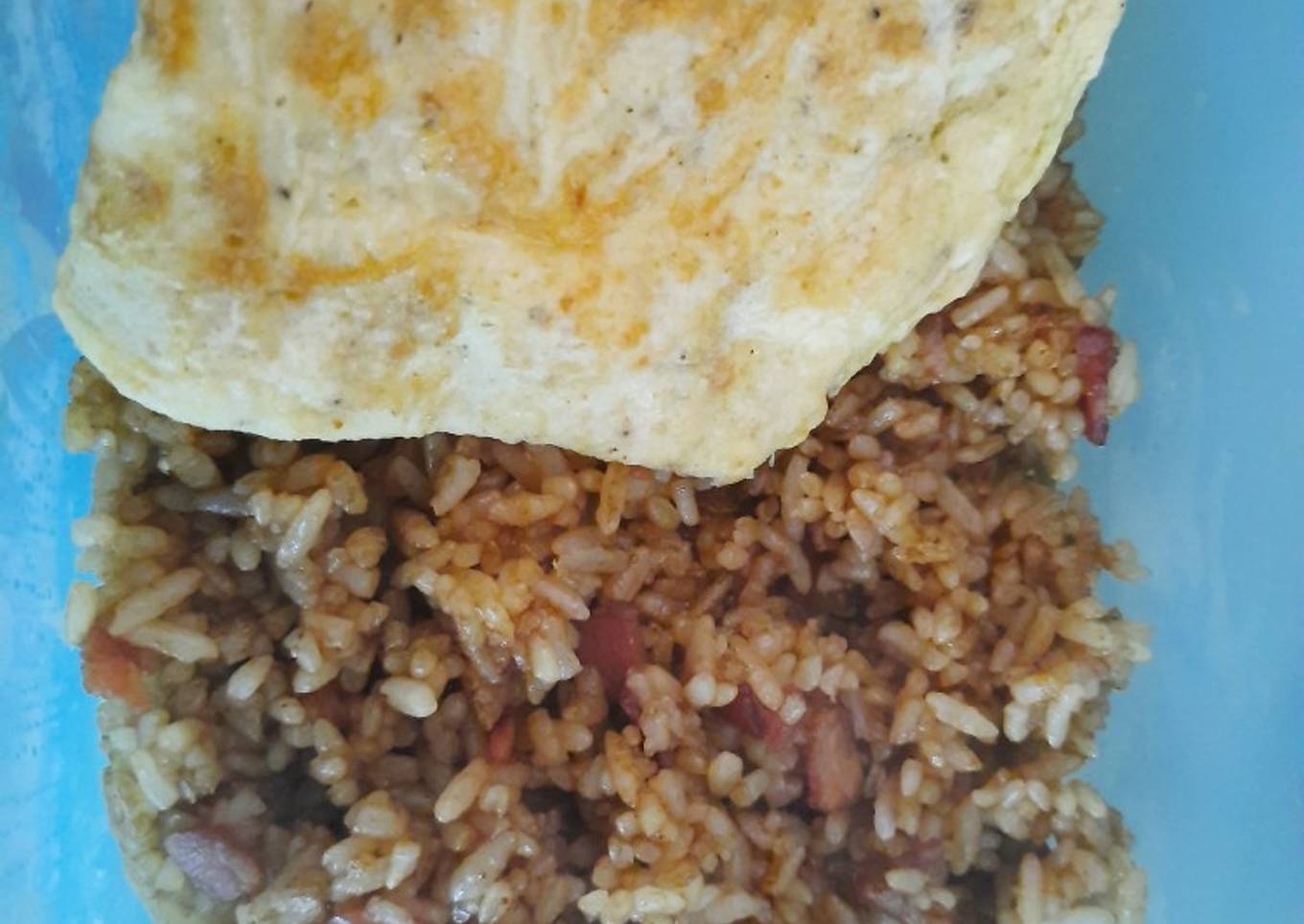2. Nasi goreng simple bumbu instan