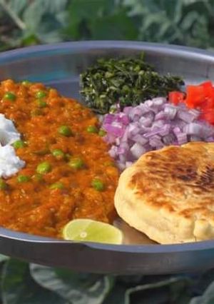 पाव भाजी (pav bhaji recipe in Hindi) रेसिपी मुख्य फोटो