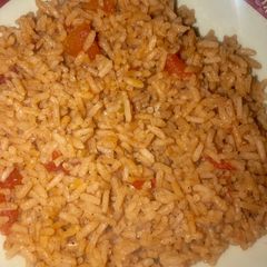 A picture of 8 minute Spanish rice.