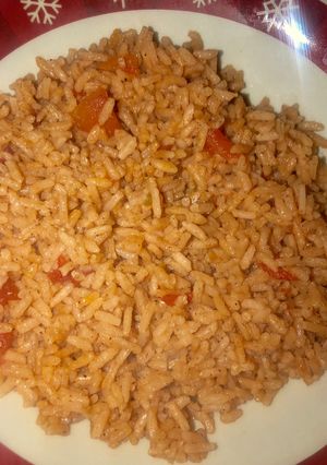 A picture of 8 minute Spanish rice.