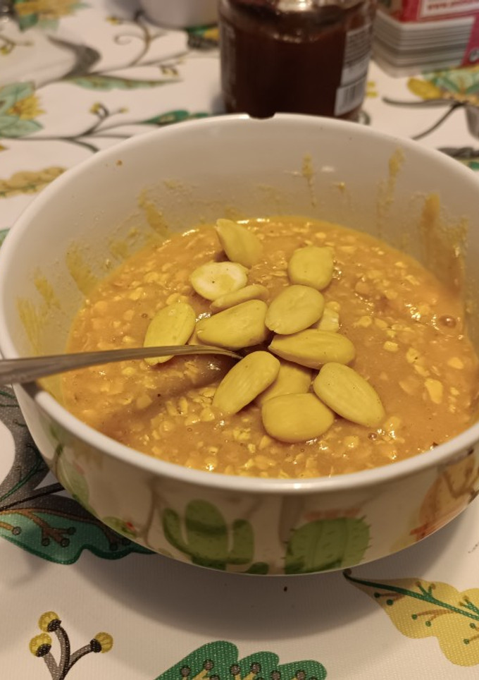 Una foto de Potito de frutas con avena