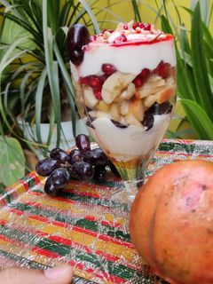 फ्रूट मॉकटेल (fruit mocktail recipe in Hindi) रेसिपी मुख्य फोटो