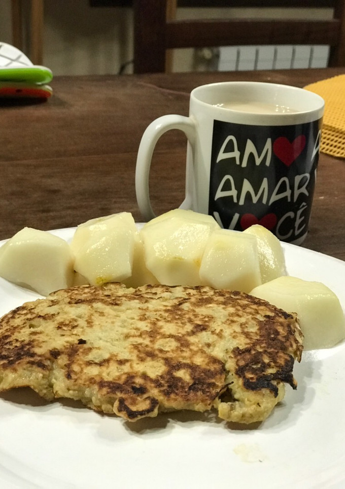 Una foto de Panqueque de avena y banana fit