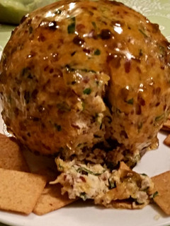 A picture of Tinklee's Cheese Ball.