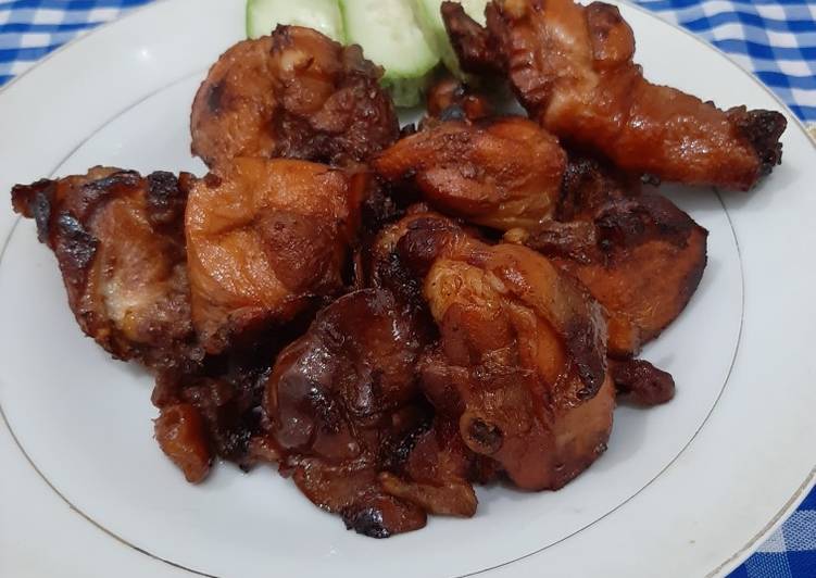 Ayam bacem (goreng)