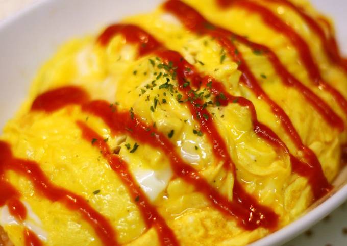 Simple Foolproof Creamy Omurice