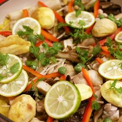A picture of Mushrooms and Chestnuts in Autumn-Coloured Paella.