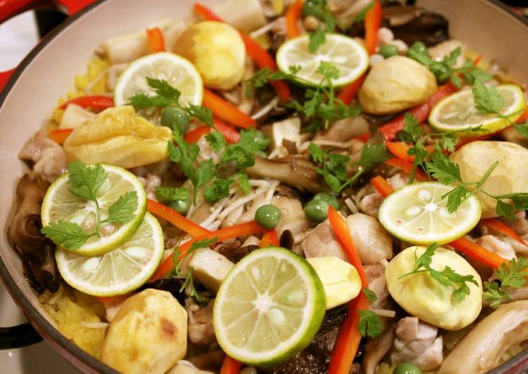 Mushrooms and Chestnuts in Autumn-Coloured Paella