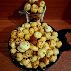 A picture of Makhana Dry Fruit Chevda.
