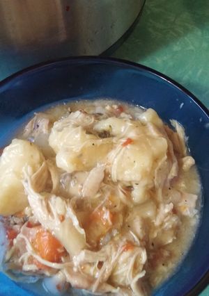 A picture of Crock pot chicken and dumplings.