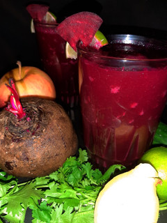 A picture of Beetroot detox juice.