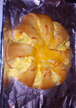 A picture of Breakfast crescent ring.