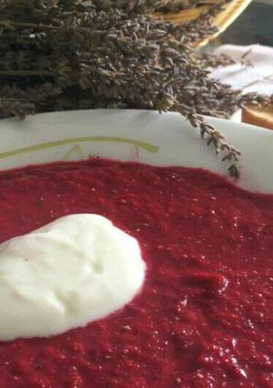 Hình của món Súp Borscht (súp củ dền).