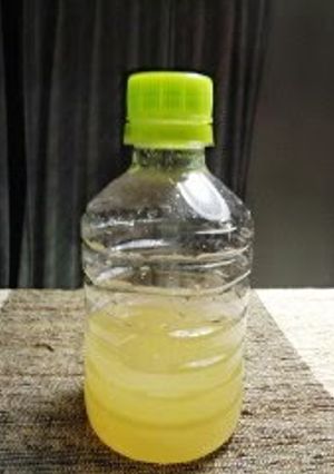 A picture of Long-Lasting Ponzu Sauce Base with Lots of Citrus Juice.