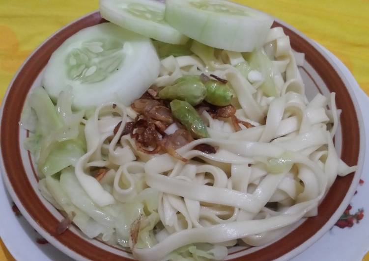 Kwetiaw Kuah