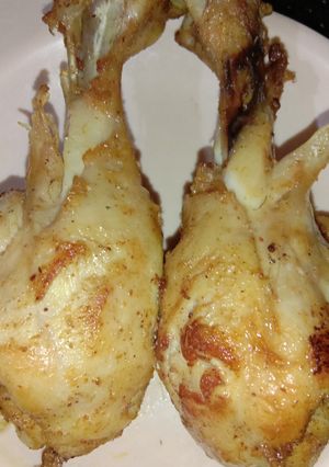A picture of Fried leg piece.