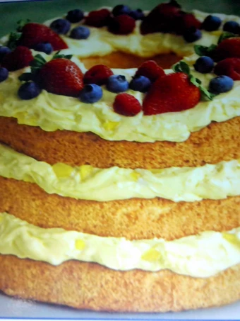 Easy Way Make ANGEL LUSH WITH PINEAPPLE which Delicious