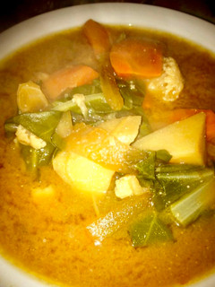 Una foto de Tonjiru soup (Sopa de miso con cerdo y verduras)