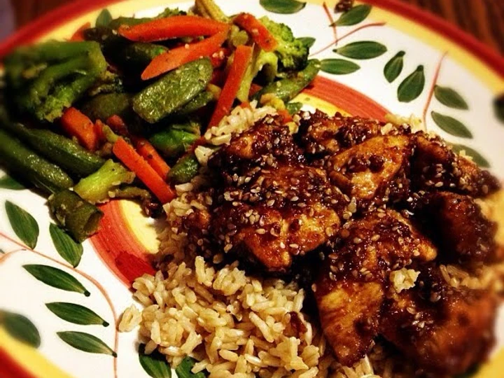 Easy Way Prepare Recipe Sweet And Crispy Sesame Chicken that is Can Pamper Your Tongue, Addictive}