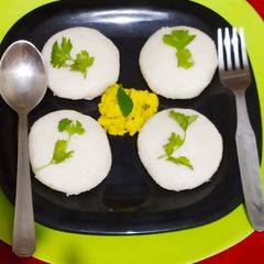 A picture of Riceidli With Besan Chutney.