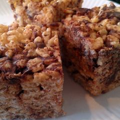 A picture of chocolate peanut butter rice krispie treats.