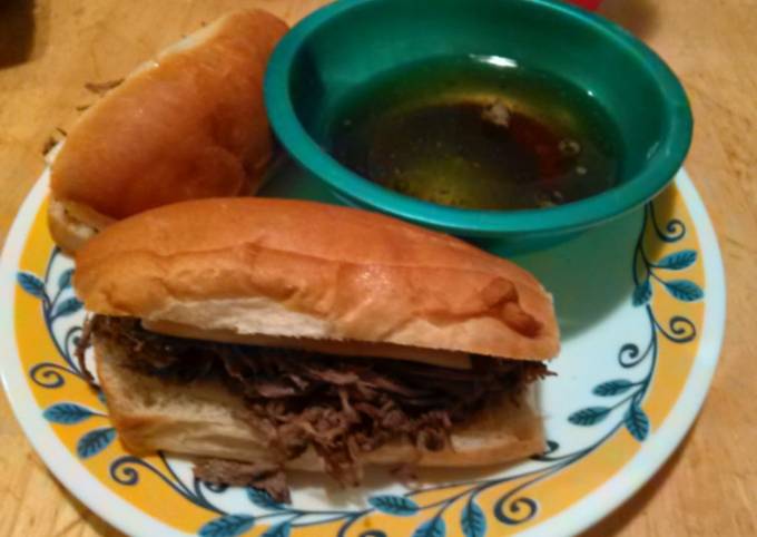 Slow Cooker French Dip