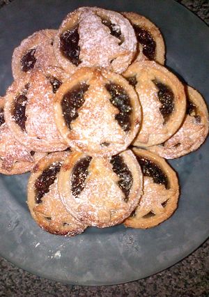 A picture of The Most Amazing Mince Pies Ever from Auntie Marion.