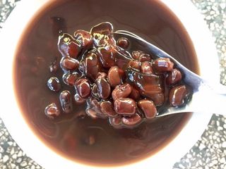 Chè đậu đen bột khoai