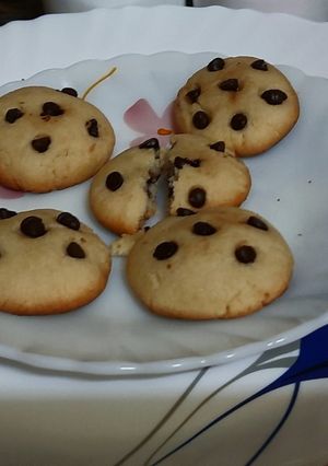 চকলেট স্টাফ ক্যুকিজ।(chocolate stuff cookies recipe in Bengali) রেসিপির প্রধান ছবি