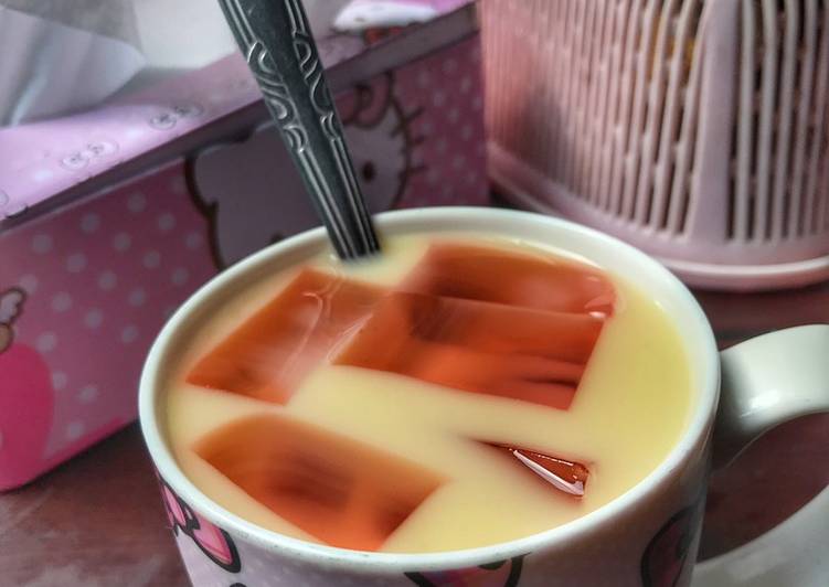 Jelly di Kolam Yakult Melon