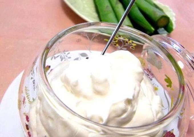 Light and Refreshing Homemade Yogurt Mayonnaise