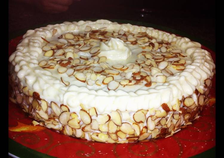 Recipe of Favorite carrot and almond cake with cream cheese frosting