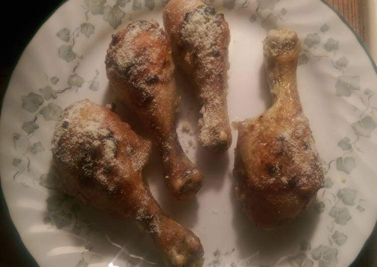 Garlic parmesan drumsticks (baked)