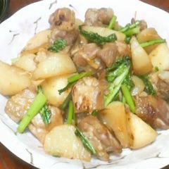 A picture of Turnip and Chicken Stir-Fry.