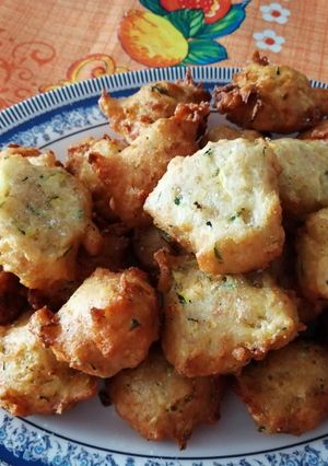 A picture of Zucchini Fritters 😍.