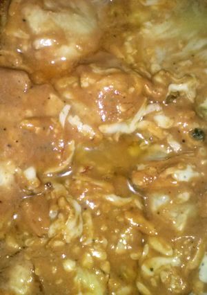 A picture of Mexican chicken in the crockpot.