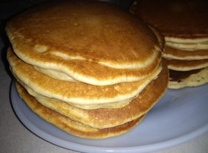 Una foto de HotCakes súper esponjosos y fáciles