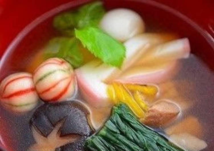 How to Prepare Speedy Fragrant With Mitsuba and Yuzu! Ozouni (Mochi Rice Cake Soup for New Years)